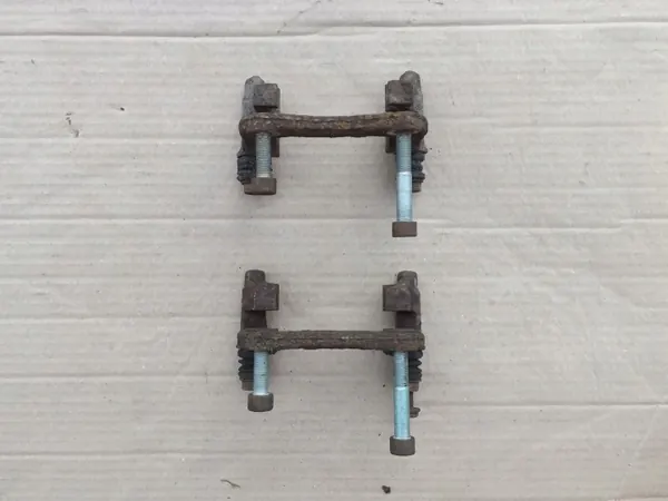 Remklauwhouder links rechts achter Audi A4 OEM image 2