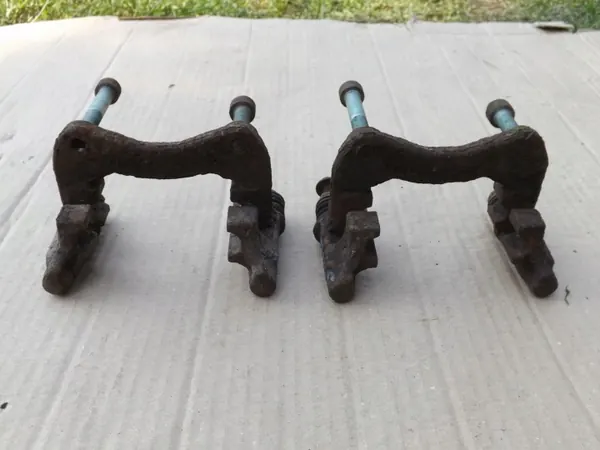 Remklauwhouder links rechts achter Audi A4 OEM image 6