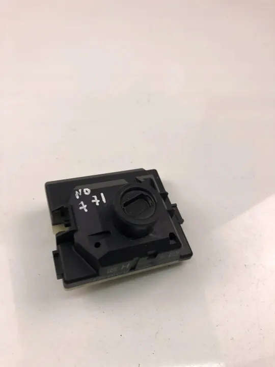 Interruptor de encendido OEM A2059006713 para Mercedes-Benz C Coupé image 2