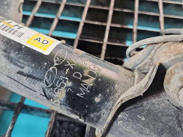 Ammortizzatore Anteriore Sinistro Hyundai Elantra VI 15-20 OEM 54651-F2500 image 2