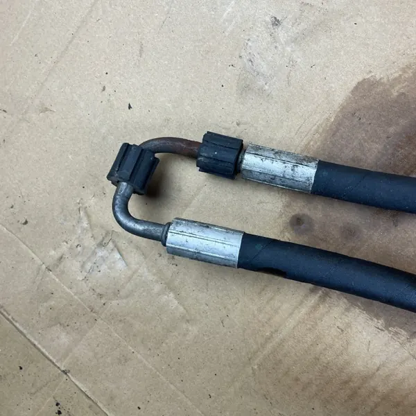 Mercedes W166 GL/ML Federbein Ölleitung OEM 1663201672 image 4