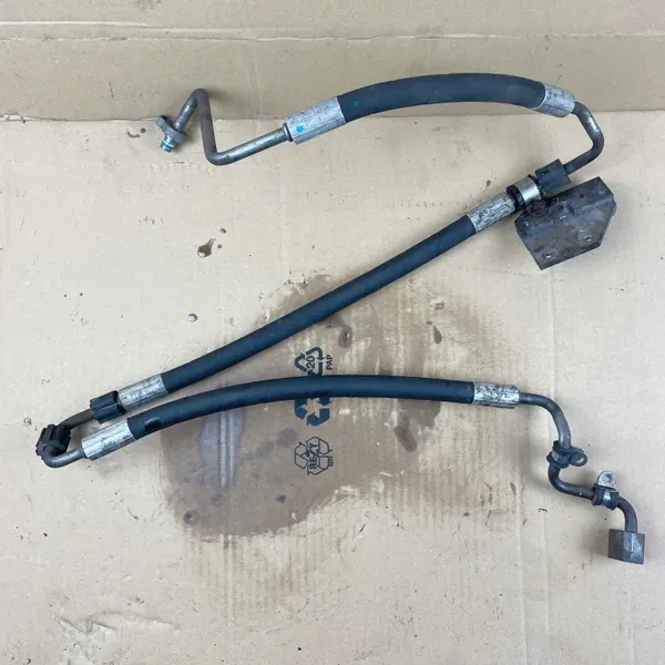 Mercedes W166 GL/ML Federbein Ölleitung OEM 1663201672 image 6
