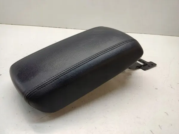 Kia Optima 2016 Konsol armstöd OEM AAA18683 image 2