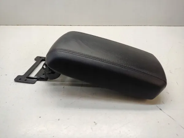 Kia Optima 2016 Konsol armstöd OEM AAA18683 image 3