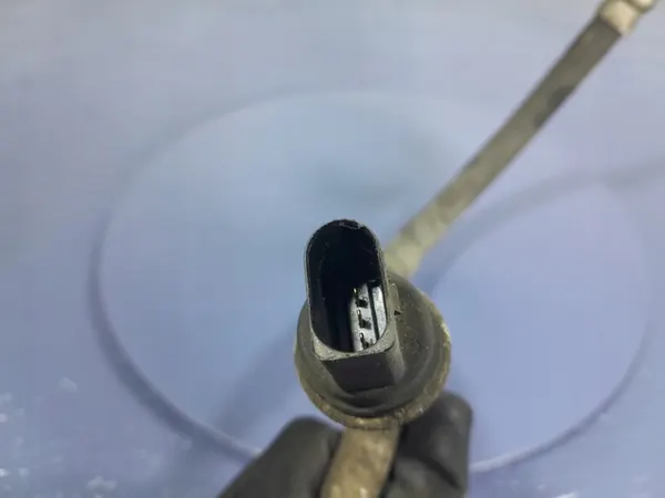 SEAT LEON II 2.0 TDI A/C Letku 1K0820721BN image 3