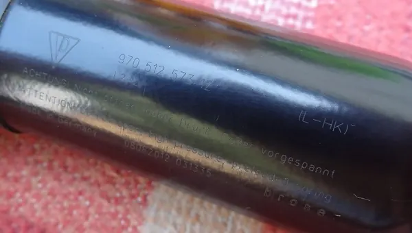 Compleet achterklep schokdemper 97051257312 PANAMERA 970 image 3