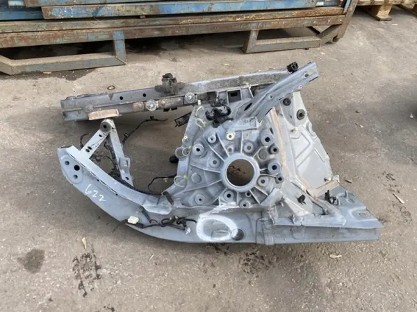 BMW 4 G22 2023 voor linker spatbord OEM 247606 image 2