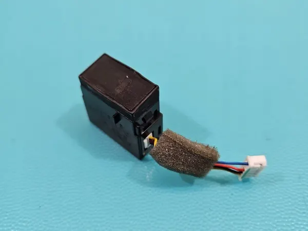 Microphone Toyota OEM 86730-02010 pour Auris II image 2