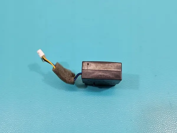 Microphone Toyota OEM 86730-02010 pour Auris II image 5