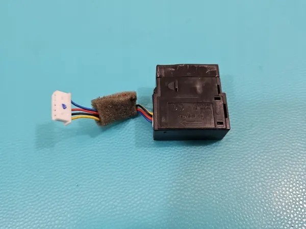 Microphone Toyota OEM 86730-02010 pour Auris II image 6