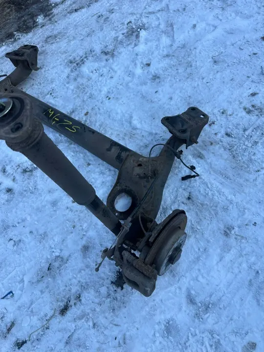 MG ZS SUV achterophangingbalk OEM 10248501H1 image 3