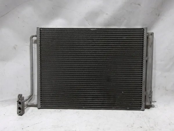 Condensador A/C BMW OE PEC8970 para X5 E53 image 2