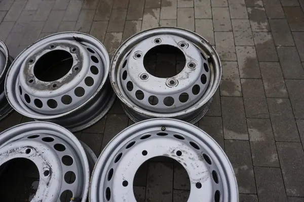 Roda de aço Mercedes-Benz 16" 6x205 ET 117 image 5
