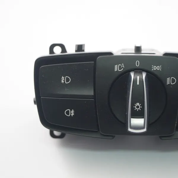 Commutateur Lumière BMW OEM 9311727 - État Utilisé image 3