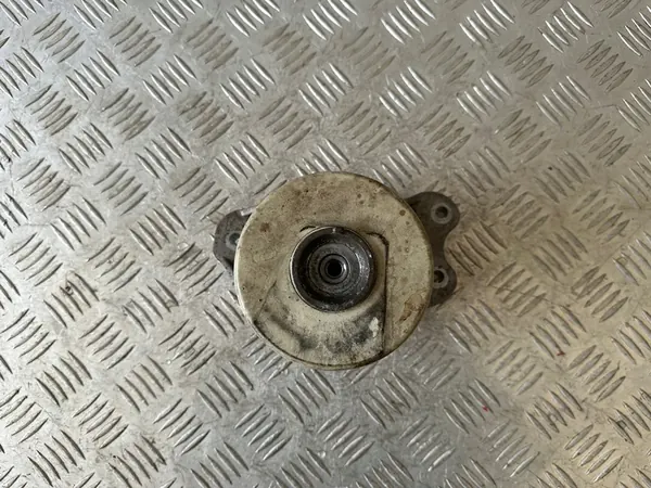 MERCEDES C KLASA W205 2.0B Moottorin Kiinnike A205 240 0800 image 5