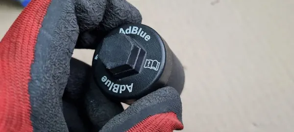 Bränsletanklock Audi A6 C7 A7 Q7 4L0131980D image 4