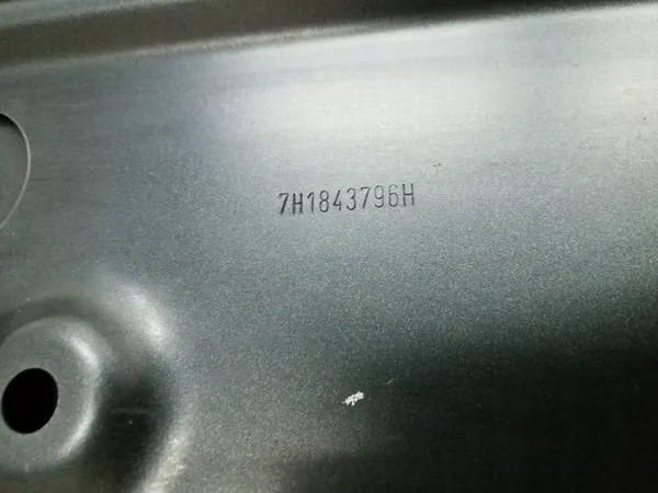 Cache Rail Porte OEM 7H1843796H - État Utilisé image 4