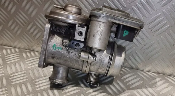 Drosselklappe und EGR-Ventil für BMW E53 E60 E83 E90 3.0 D image 3
