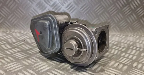 Drosselklappe und EGR-Ventil für BMW E53 E60 E83 E90 3.0 D image 9