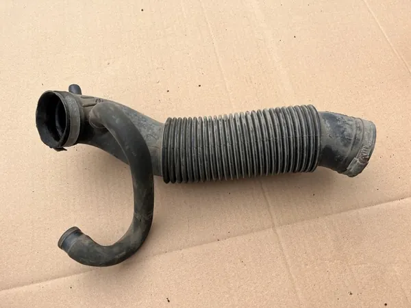 Luftansaugschlauch Volvo 940 1990-1994 2.3 B 3507583 image 2