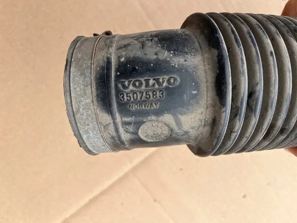Luftansaugschlauch Volvo 940 1990-1994 2.3 B 3507583 image 3