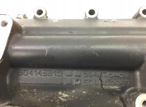 OEM 504106451 Couvercle refroidisseur huile Iveco image 6