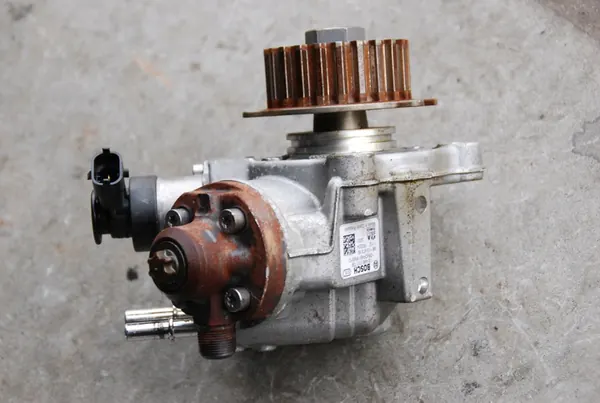 PEUGEOT 508 1.6 BHDI Kraftstoffpumpe 0445010739 image 4