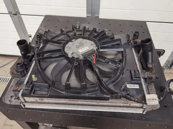 JAGUAR XF X250 2.2 D - conjunto de radiadores completo image 9