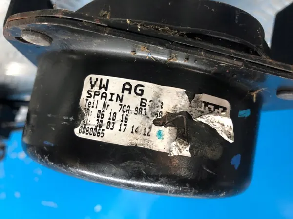 Soporte rueda de repuesto OEM 7CA803660 VW Crafter image 5
