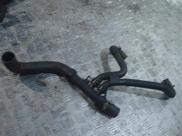 Tuyau d'eau Opel Vivaro 2018 Diesel OEM 1234 image 2