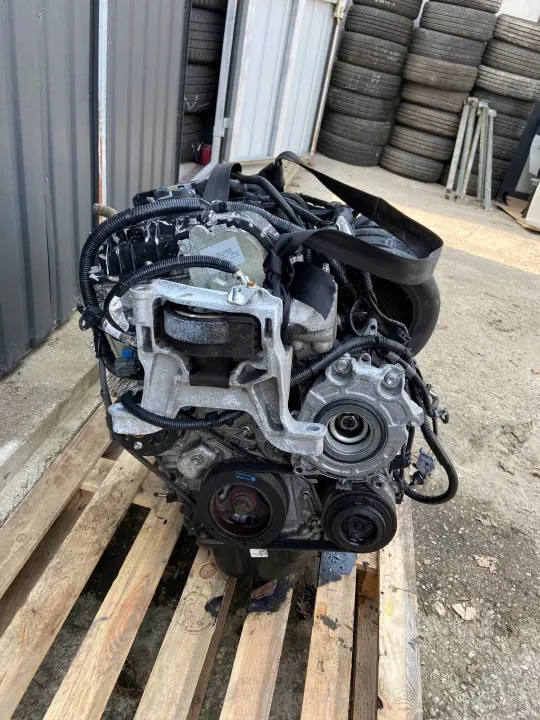 Motor Mazda 2.0B MHEV OEM NC PE21 PE27 - Usado image 3