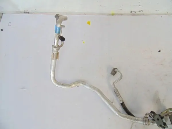 Conduits de climatisation Ford OEM 381558 pour Focus MK3 image 3
