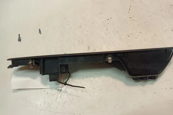 Achterste rechter deurraam bediening RENAULT image 3