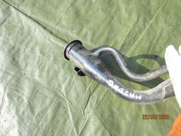 Pescoço de enchimento Mazda 6 GJ Sedan OEM CER2303 image 4