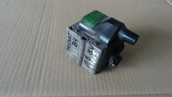 PASSAT B4 1.8 8V Bobina de Ignição 867905104A image 2