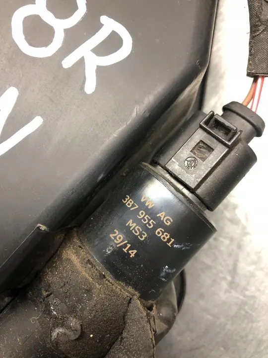 Q5 8R Vloeistofreservoir voor Xenon Verlichting image 6