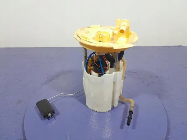 Ford Mondeo MK5 Bränslepump OEM EG93-9H307-GB image 3