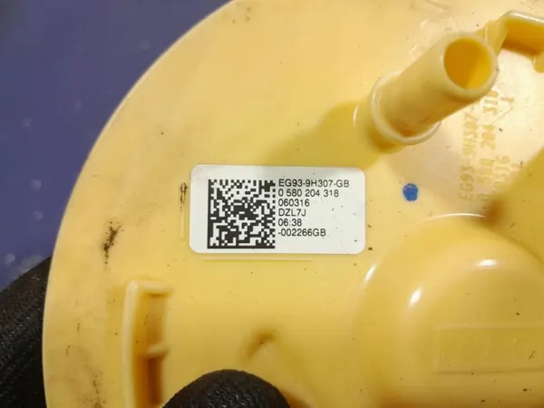Ford Mondeo MK5 Bränslepump OEM EG93-9H307-GB image 5