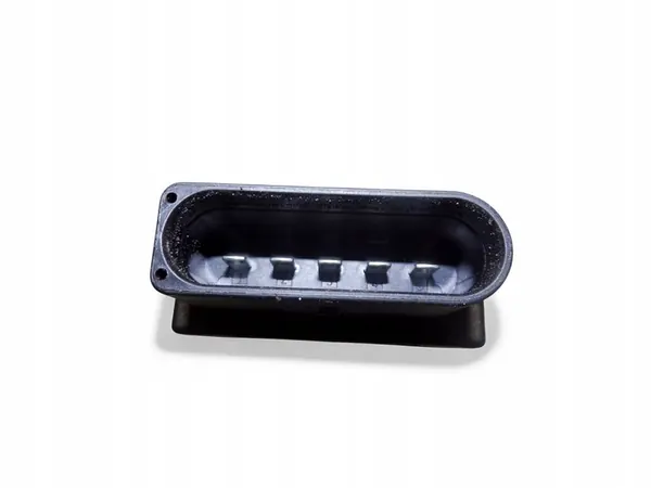 Contrôleur de pompe à essence SKODA OCTAVIA III 5Q0906093 image 3