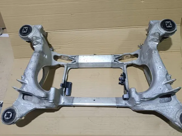 Porsche Taycan achterophangingarm OEM 342342334222332223212 image 4