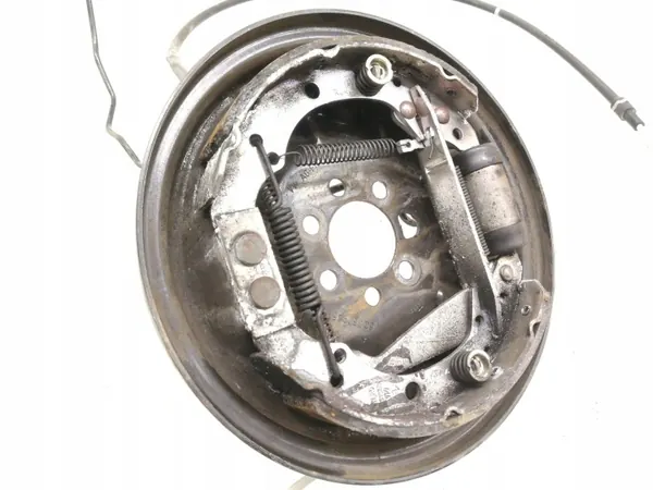 Mâchoires de frein à main Skoda Fabia Mk3 OEM 6R0609075K image 4
