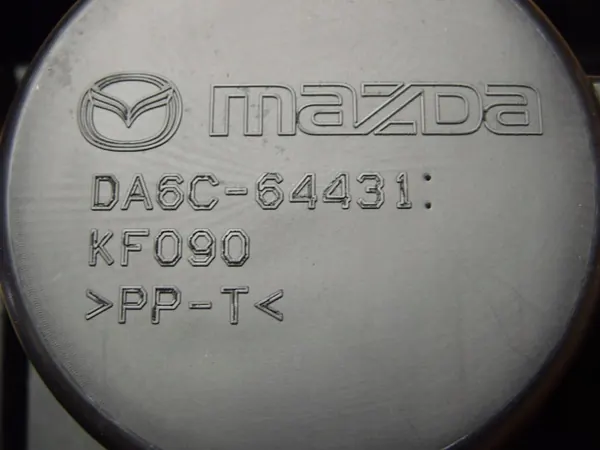 Porte-gobelet tunnel central Mazda 2 DJ OEM DA6C64431 image 3