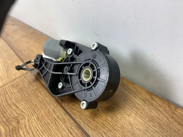 Istuinmoottori OEM 826649994PINYA Dodge Durango 2014+ image 5