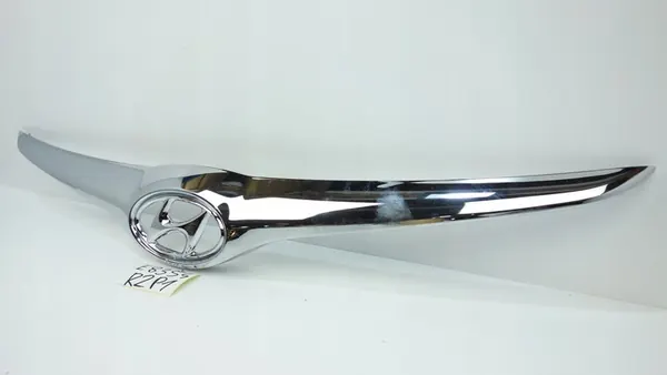 HYUNDAI I30 LIFT 2010 Etugrilli Kromimerkki 86352-2R500 image 3