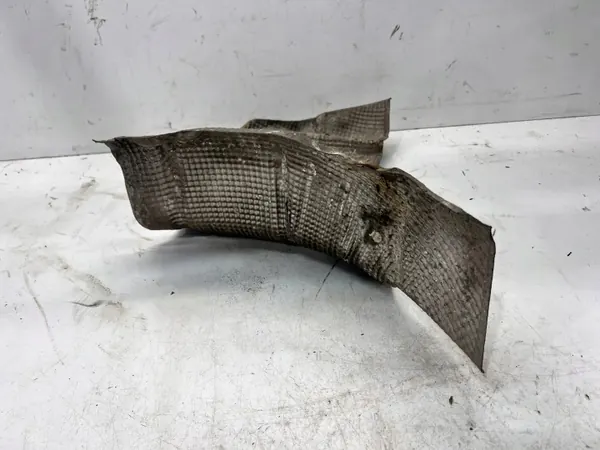 Protector térmico escape trasero derecho Audi A4 B7 OEM 8E0804172G image 3