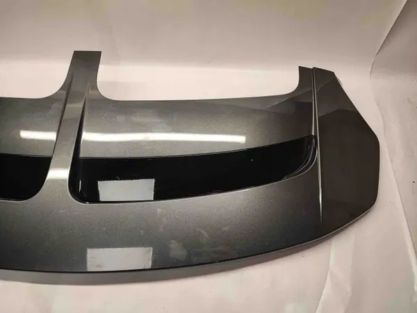 Spoiler Traseiro Kia EV6 OEM 87210-CV000 - Usado image 8