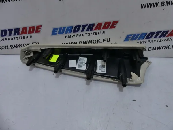 BMW X1 F48 LCI Linker voorportier armsteun OEM 7937877 image 4
