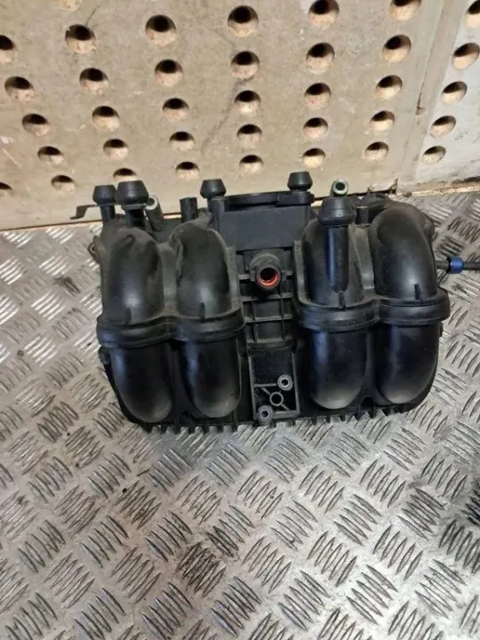Colector de admisión OEM A1111412001 Mercedes-Benz C W203 image 2