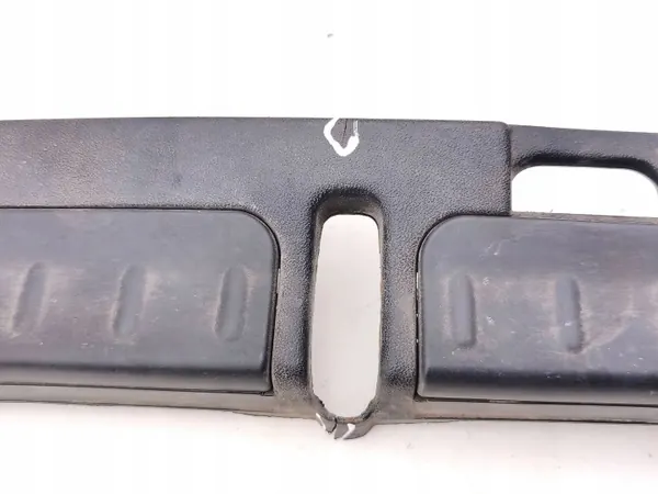 Cache de serrure capot Tesla Model S 2015 OEM 100633002G image 4