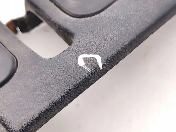 Cache de serrure capot Tesla Model S 2015 OEM 100633002G image 6
